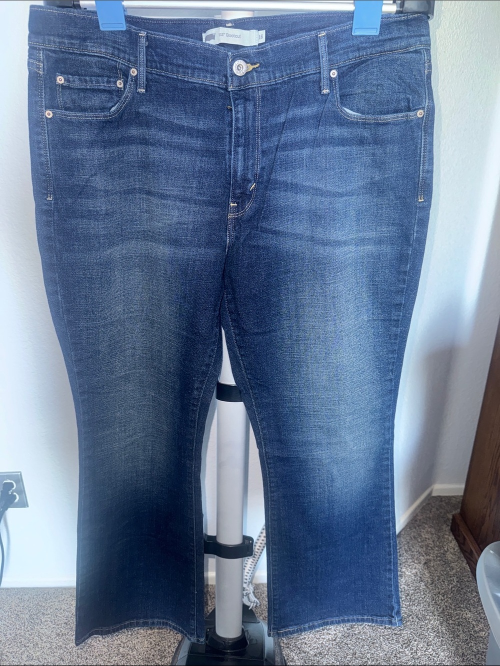 Levi's Women's Bootcut Jeans in Dark Blue Fade